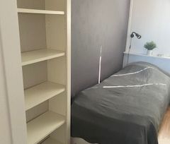 Höglundavägen, Jordbro - Photo 1