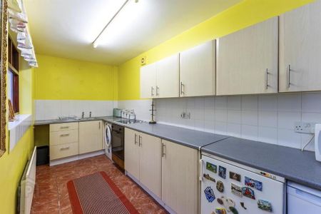 7 Lendrick Street, Belfast, BT5 4HQ - Photo 3