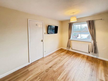 3 bedroom House To Let - Photo 5