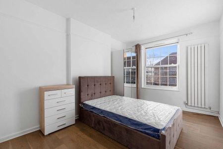 3 bedroom flat to rent - Photo 4