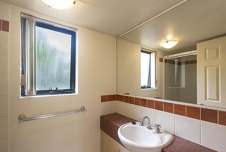 Southport Complex Apartment with Pool Access Near the Broadwater - Photo 5