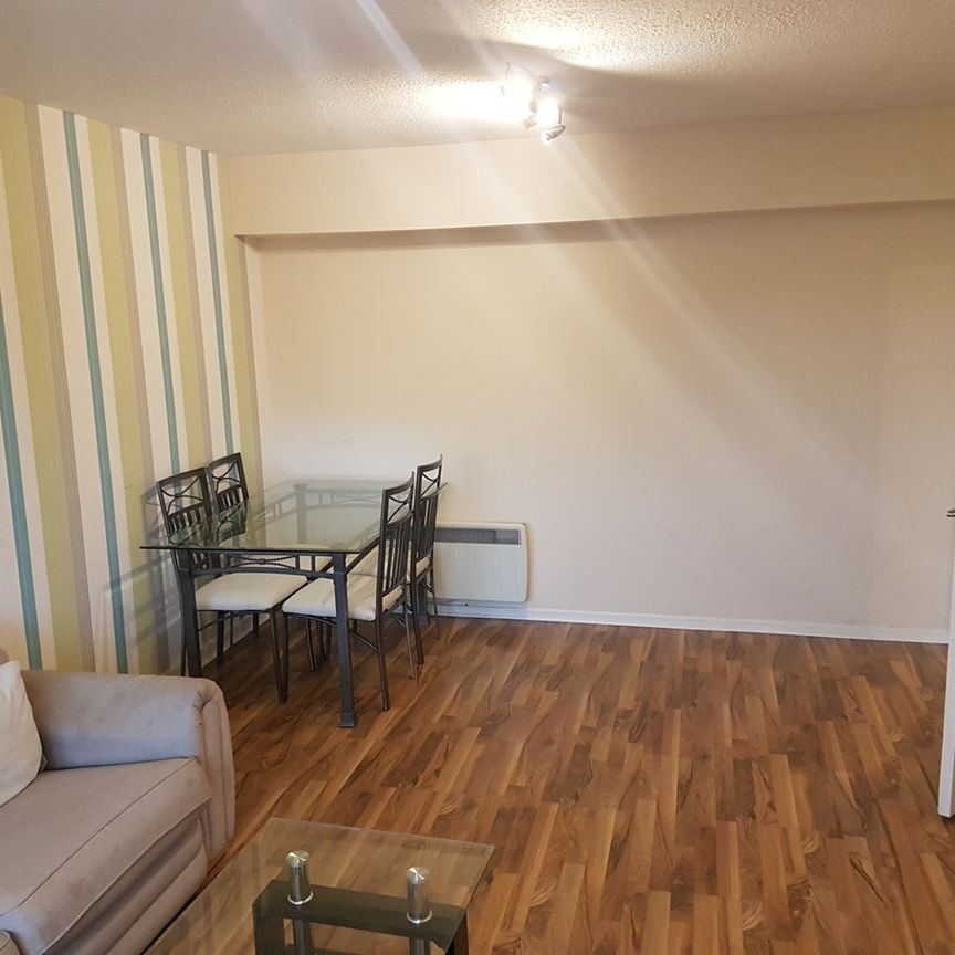 2 Bed Flat, Thistle Court, AB10 - Photo 1