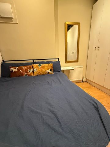 1 Bed Flat, Adelaide Road, NW3 - Photo 2