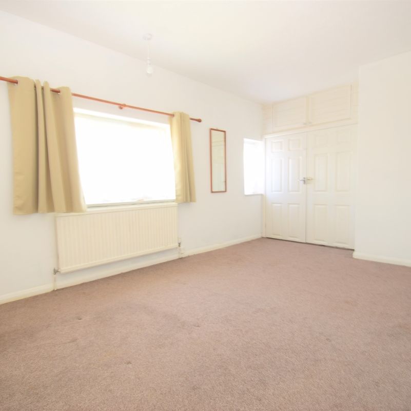 2 bedroom end of terrace house to rent - Photo 1