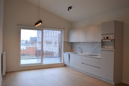Modern appartement met terras, staanplaats en lift - Photo 2