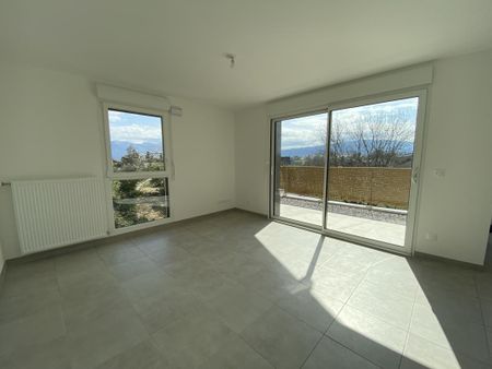 Location Appartement 3 pièces 67m² POISY 74330 - Photo 2