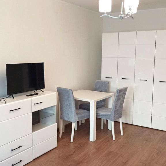 Dwupokojowe na Wildzie - po kapitalnym remoncie - - Zdjęcie 1