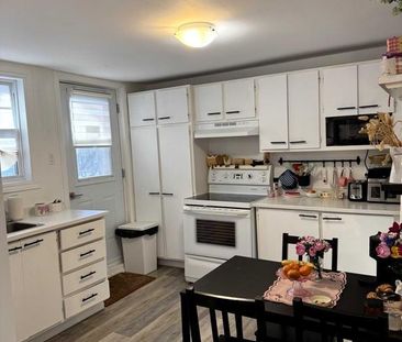 Libre 1ier juillet 26. 4 1/2. Près de tous les service, Tranquilité... - Photo 3