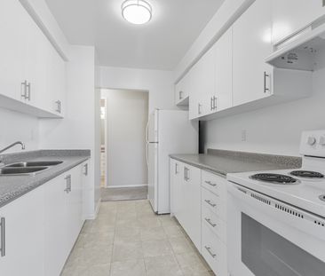 2 bedroom, 1 bathroom apartment in Ajax - Photo 2