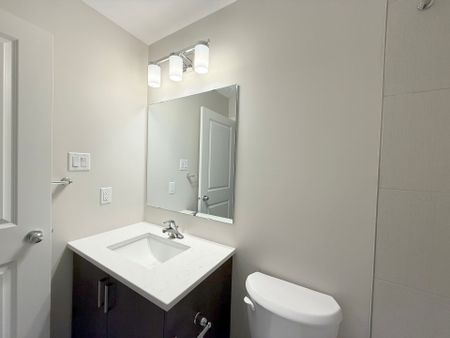 For Lease - 1061 ACOUSTIC Way, Blossom Park - Airport and Area, Ontario - Photo 4