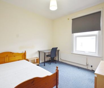 Charterhouse Road, Coventry, CV1 2BH - Photo 1