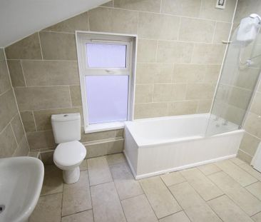 2 bedroom terraced house to rent - Photo 6