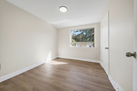 For Lease - 78 Harold Street Unit# Main, Brampton, Ontario - Photo 4