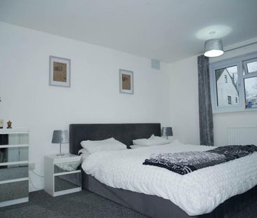 2 bedroom ground floor maisonette to rent - Photo 2