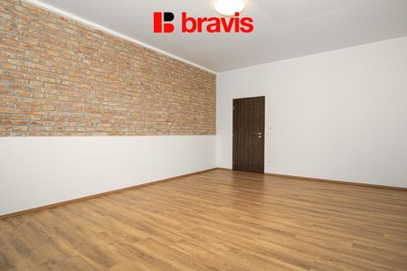 Pronájem bytu 2+kk, Brno - Zábrdovice, ul. Francouzská, výtah, po kompletní rekonstrukci - Fotografie 5