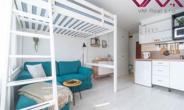 **PRENAJATÉ ** Klimatizovaná garsónka s balkónom – Centrum Nitry - Photo 1