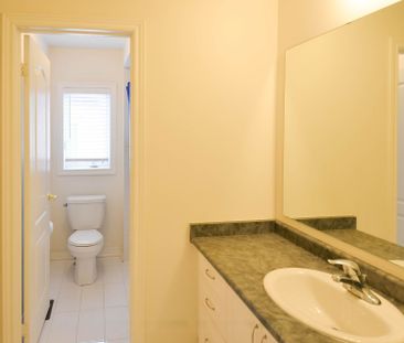 For Lease - 1280 Shortreed Terrace, Newmarket, Ontario - Photo 3
