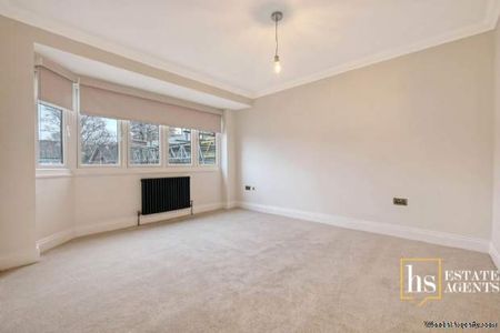 4 bedroom property to rent in Brentwood - Photo 3