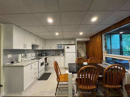 For Lease - 114 Ridgewood Road, Toronto, Ontario - Photo 1