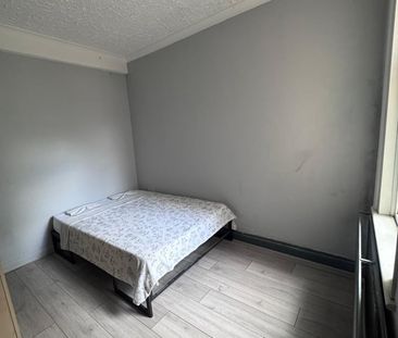 Room in a Shared House, Derby Road, E7 - Photo 2
