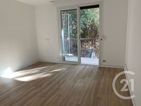 Location Appartement 2 pièces 41m² VILLEFRANCHE SUR MER 06230 - Photo 2