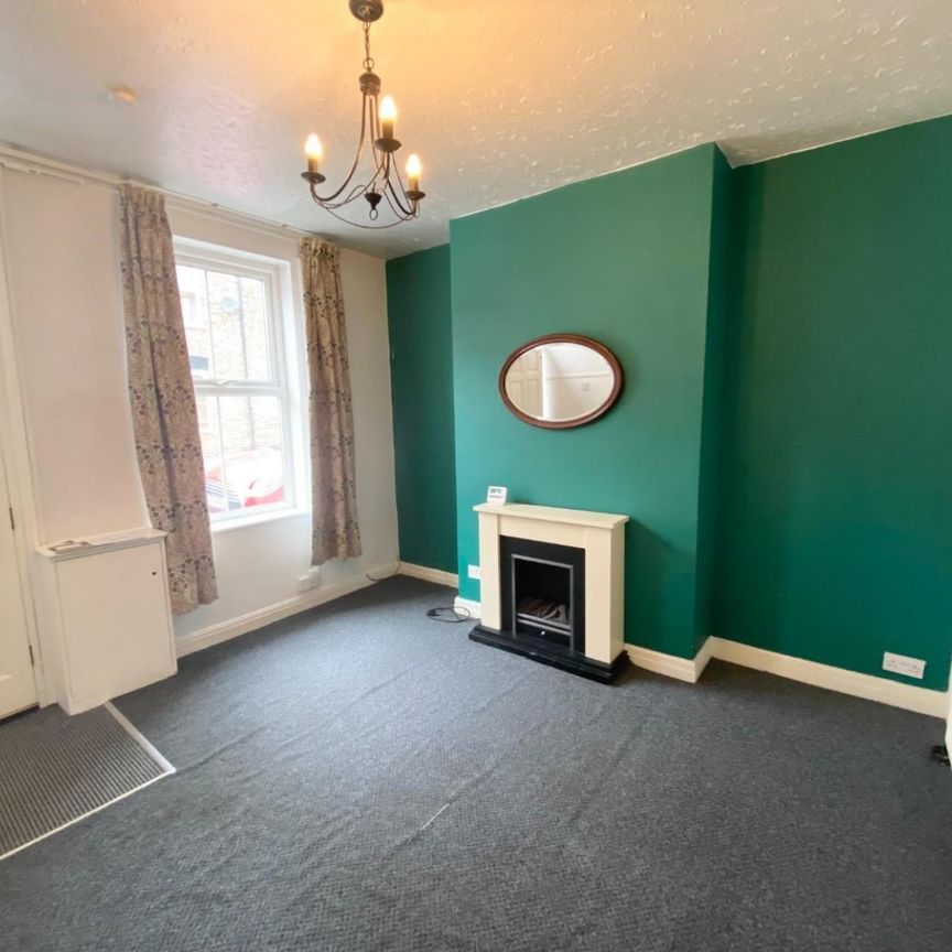 2 bedroom House To Let Total Size: 646 SQ FT - Photo 1