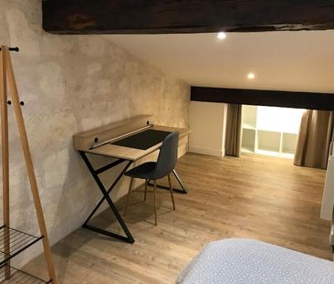 Location Appartement 1 pièce 32m² BORDEAUX 33000 - Photo 2