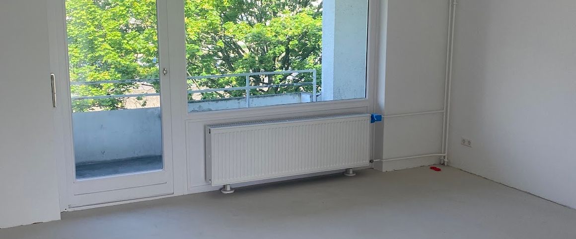 3-Zimmer-Wohnung mit zwei Loggien und Essplatz // 2.OG links - Foto 1