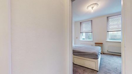 Studio to rent - Photo 3