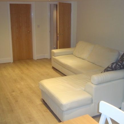 2 Bed Student flat Fallowfield Manchester - Photo 1