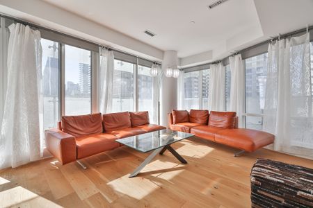 For Lease - 1 Bloor Street Unit# 511, Toronto, Ontario - Photo 2