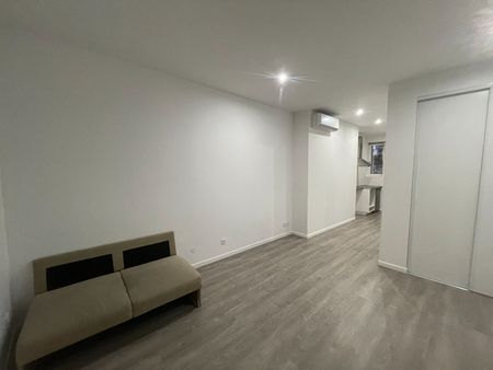 Location Appartement 1 pièce 28m² - Photo 5