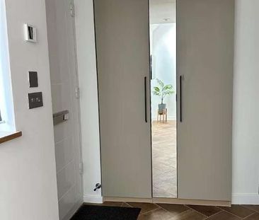 Morden Road, Mitcham, CR4 - Photo 3