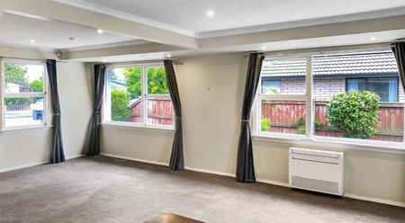 BURWOOD - 4 BEDROOMS - Photo 3