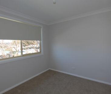 Charming 2-Bedroom Granny Flat in Wallsend - Photo 4