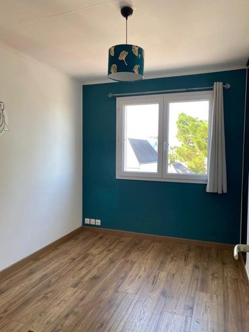 Location Appartement 4 pièces 81m² LORIENT 56100 - Photo 3