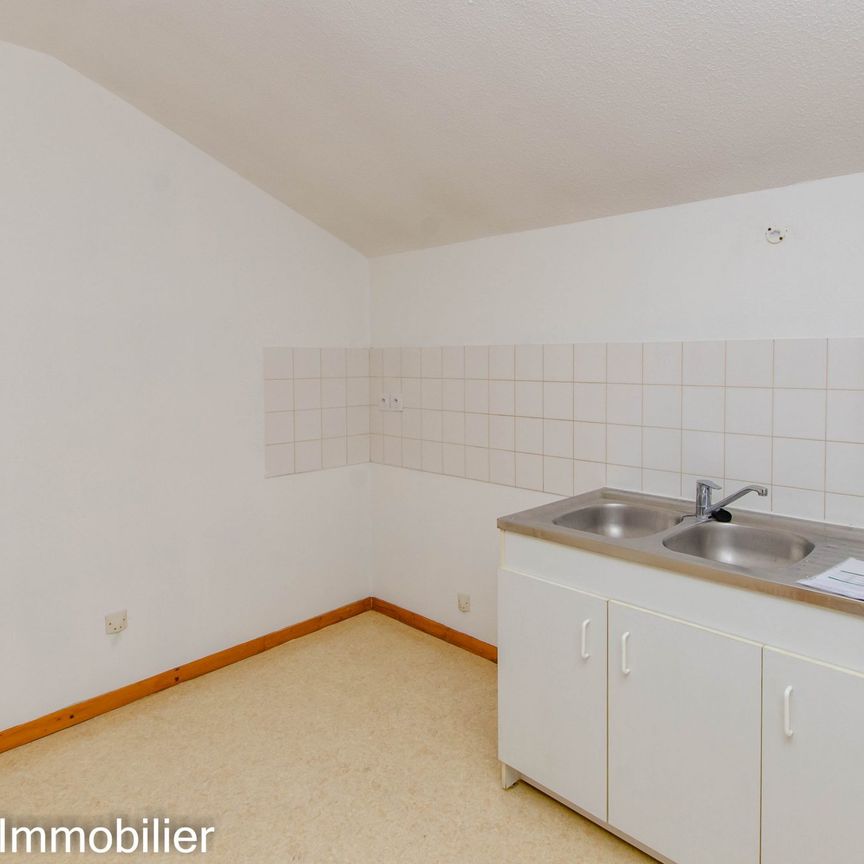 Location Appartement 2 pièces 39m² ST MARCELLIN 38160 - Photo 1