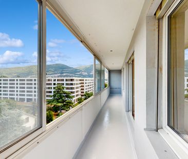 Un bel appartement dans un quartier résidentiel - Foto 2