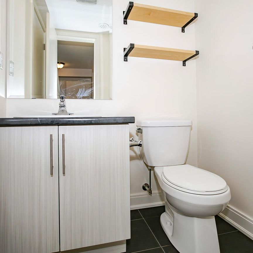 For Lease - 100 Dufay Road Unit# 107, Brampton, Ontario - Photo 1