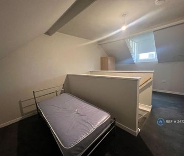 3 bedroom end of terrace house to rent - Photo 4