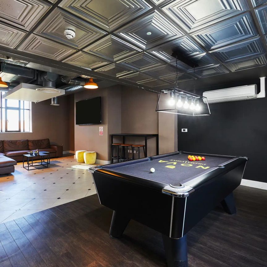 Silver Studio - Photo 1