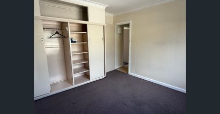 Central Location - Two Bedroom Unit - Photo 3