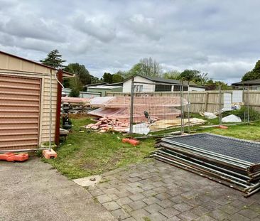 Spacious Family Home in Central of Pukekohe - Photo 4