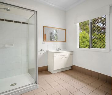 Charming Cottage - Photo 6