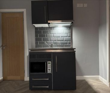 Studio to rent - Photo 3