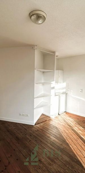 Location Appartement 1 pièce 27m² ROANNE 42300 - Photo 1