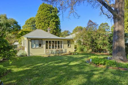 37 Isis Street, Wahroonga. - Photo 5