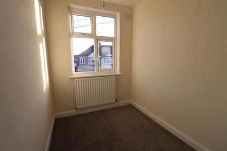 3 BED House To rent - Photo 3