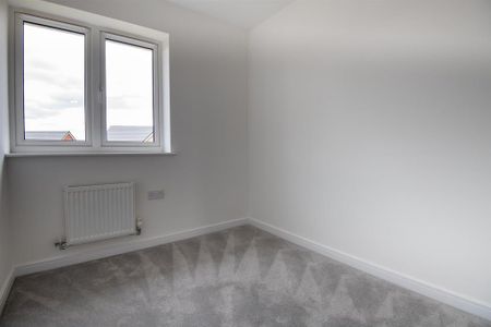 3 bedroom terraced house to rent - Photo 2