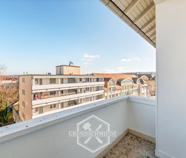 Renovierte 2,5-Zimmer-Wohnung mit Balkon in zentraler Lage - Photo 4